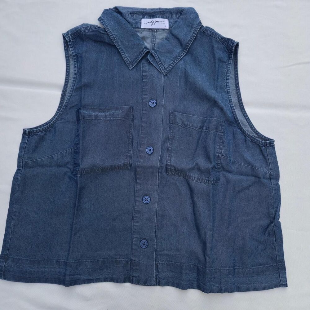 Carly-jean Women's Blue and Navy Blouse